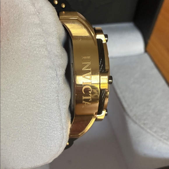 Invicta Collection Quartz Watch - Picture 12 of 15